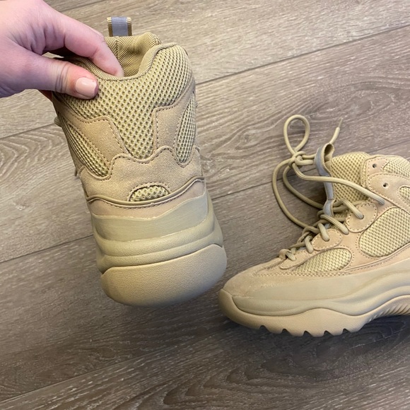 Yeezy combat boots season 7 - Picture 3 of 8